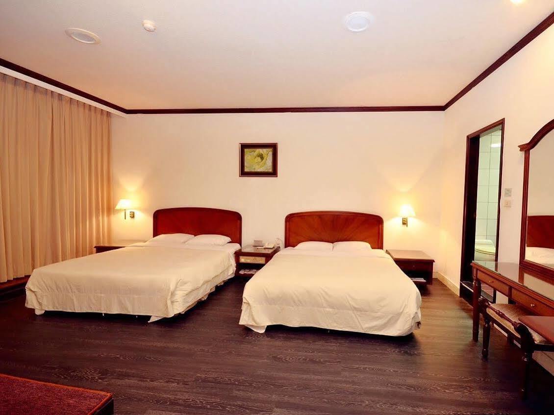Abbo Hotel Đài Nam Ngoại thất bức ảnh